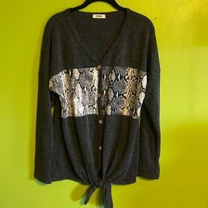 First Love Gray, Cream & Black Top With Snakeskin Print Size L